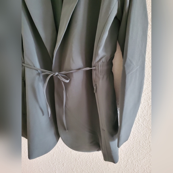 Athleta Endless Primatwill Blazer Jacket Women's  Military Green $179 NWOT - Picture 5 of 10